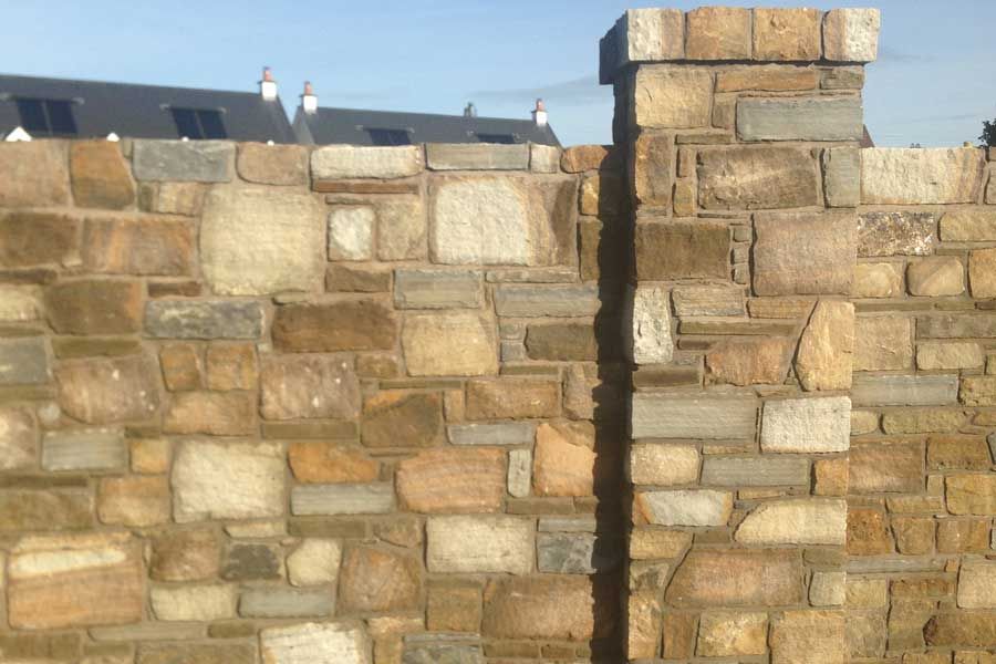 Split walling stone