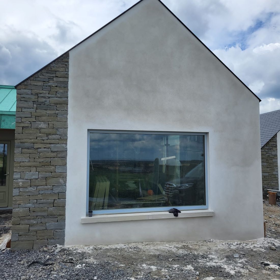 Grey sandstone feature wall