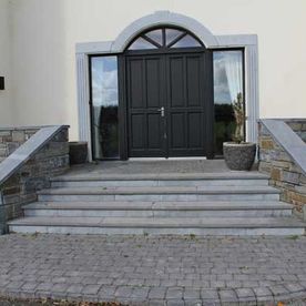 Tumbled limestone cobble with bull nosed limestone steps