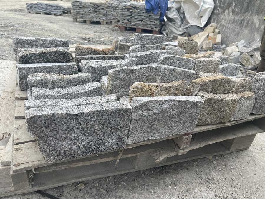 Grey & brown granite mixed corner stones 